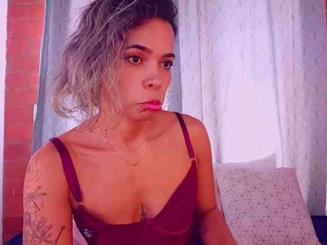 SashaKleinOF webcam