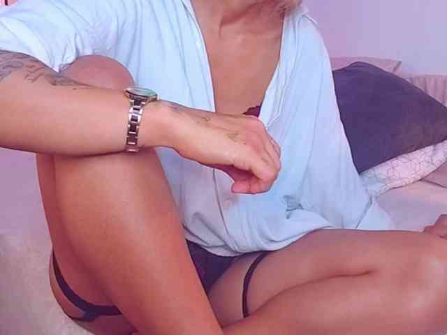 SashaKleinOF webcam