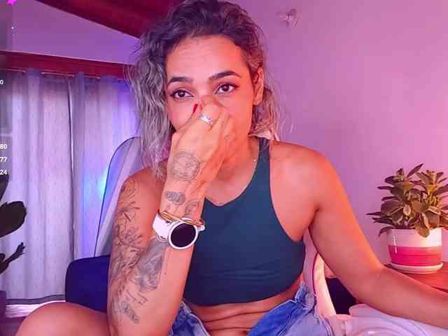 SashaKleinOF webcam