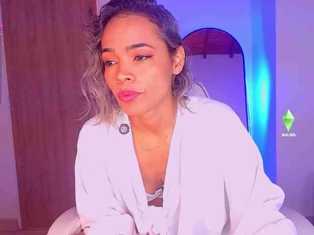 SashaKleinOF webcam