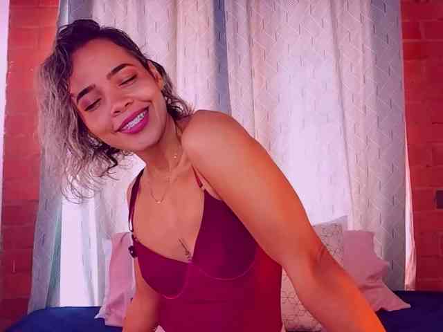SashaKleinOF webcam
