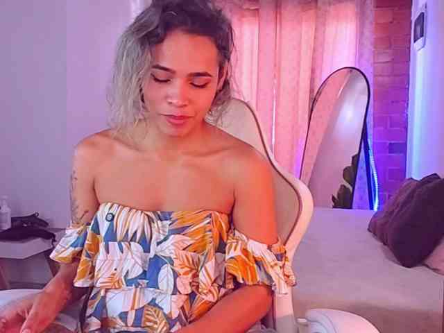 SashaKleinOF webcam