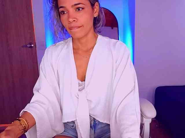SashaKleinOF webcam