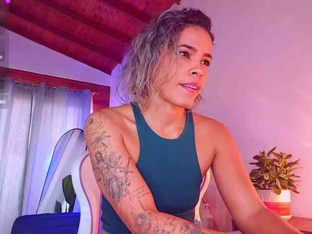 SashaKleinOF webcam