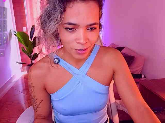SashaKleinOF webcam