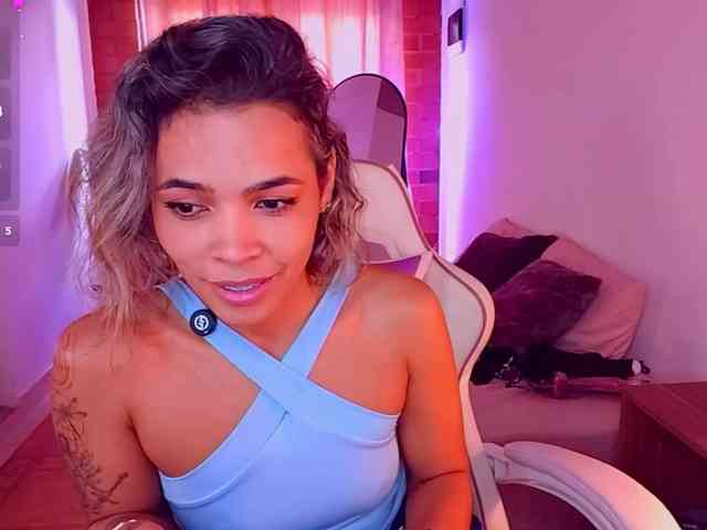 SashaKleinOF webcam