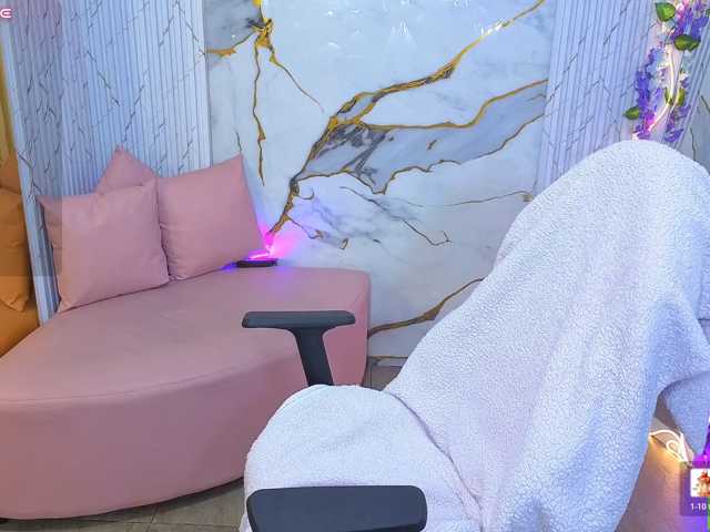 Nanni-tay live cam on BongaCams