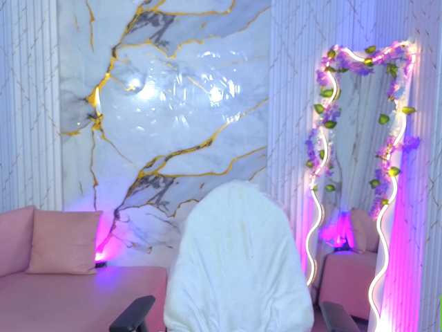 Nanni-tay live cam on BongaCams