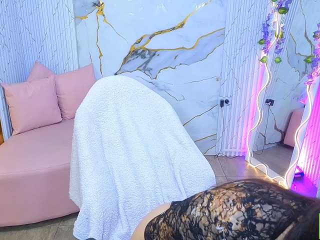 Nanni-tay live cam on BongaCams