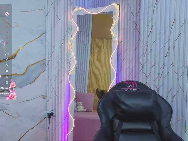 Nanni-tay live cam on BongaCams