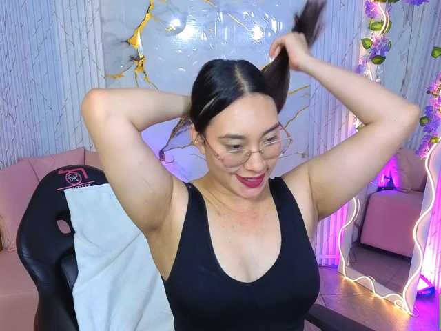 Nanni-tay live cam on BongaCams