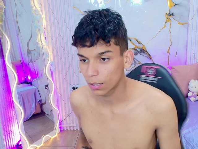 ANGELIC-TAY live cam