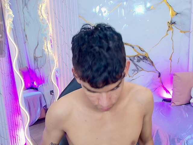 ANGELIC-TAY live cam