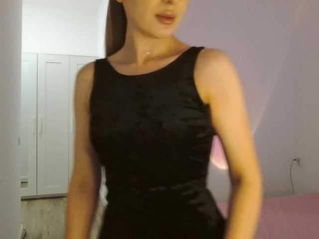 LinaAvery