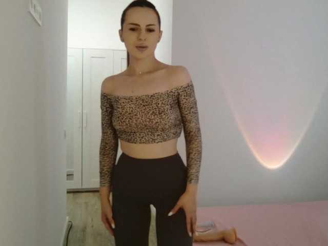 LinaAvery