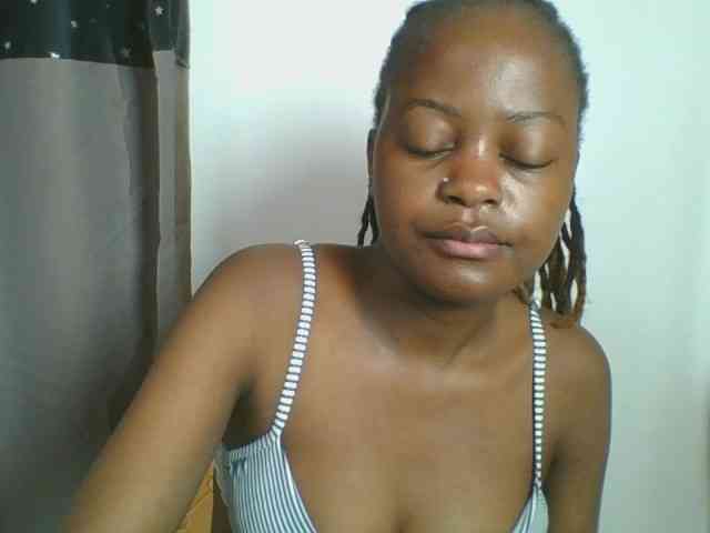free anonymous chat Cutey-luv