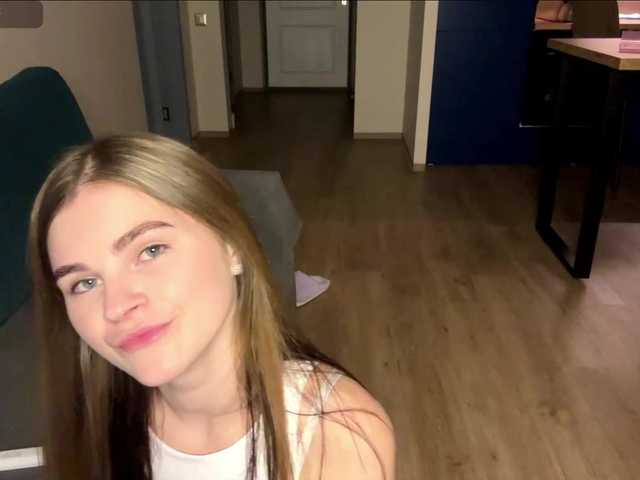 SexyKatherine3 live cam on BongaCams