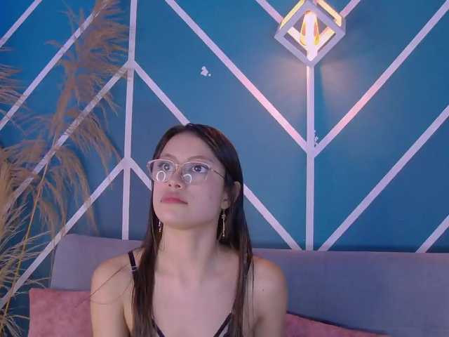 Annie-Muse- live cam on BongaCams