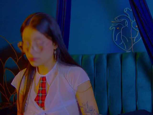 Annie-Muse- live cam on BongaCams