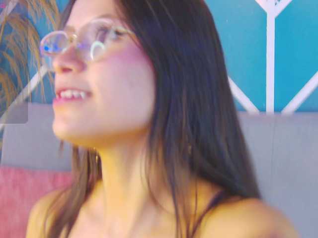 Annie-Muse- live cam on BongaCams