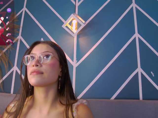 Annie-Muse- live cam on BongaCams
