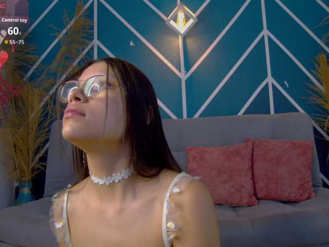 Annie-Muse- live cam on BongaCams