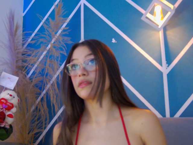 Annie-Muse- live cam on BongaCams