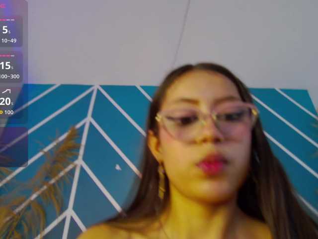 Annie-Muse- live cam on BongaCams
