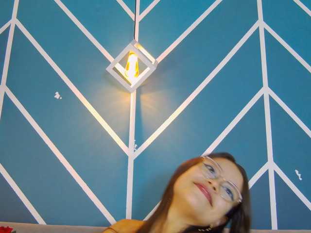 Annie-Muse- live cam on BongaCams