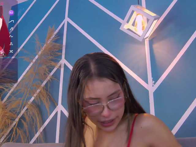 Annie-Muse- live cam on BongaCams