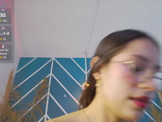 Annie-Muse- live cam on BongaCams