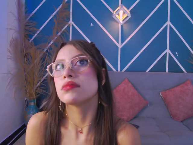 Annie-Muse- live cam on BongaCams