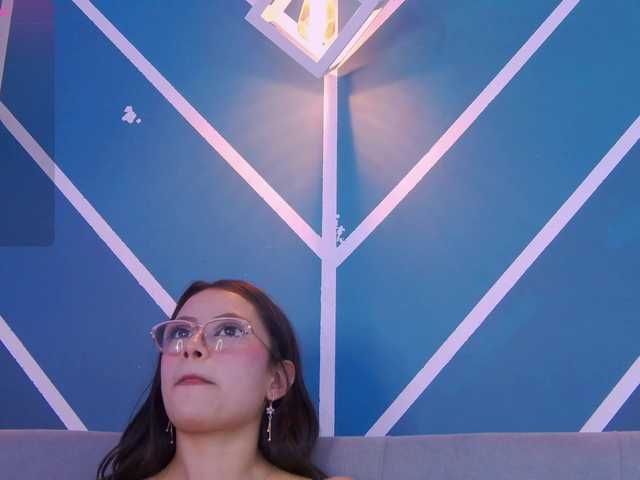 Annie-Muse- live cam on BongaCams