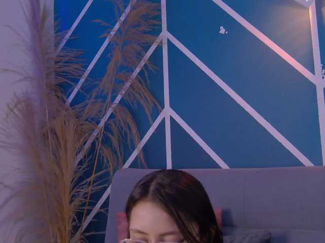 Annie-Muse- live cam on BongaCams