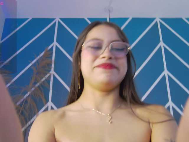 Annie-Muse- live cam on BongaCams