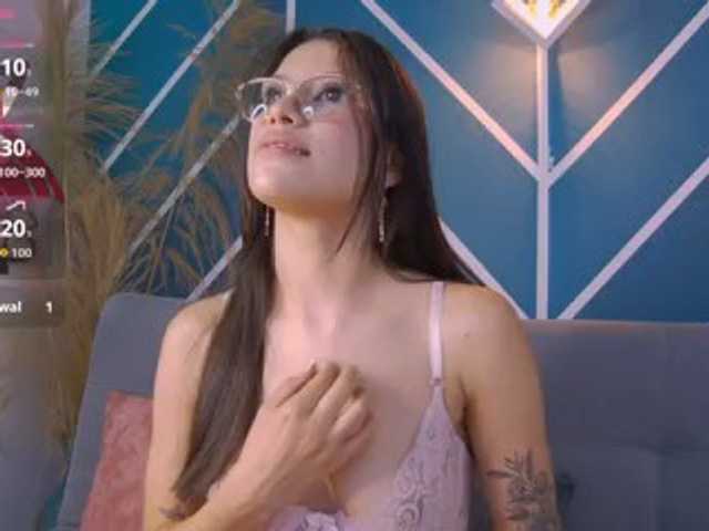 Annie-Muse- live cam on BongaCams