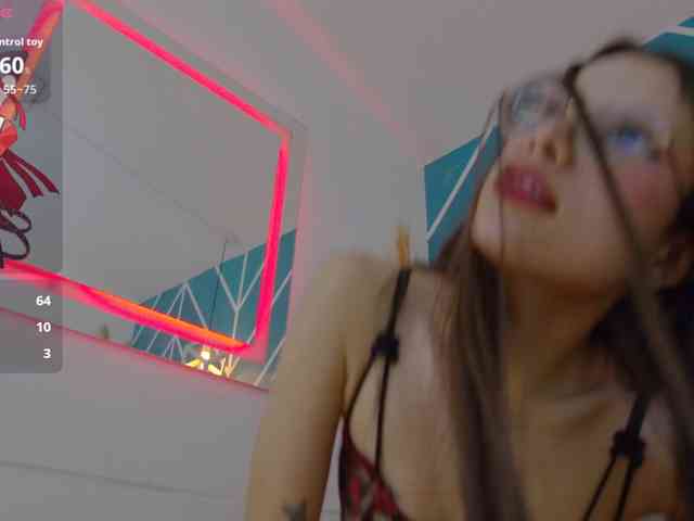 Annie-Muse- webcam