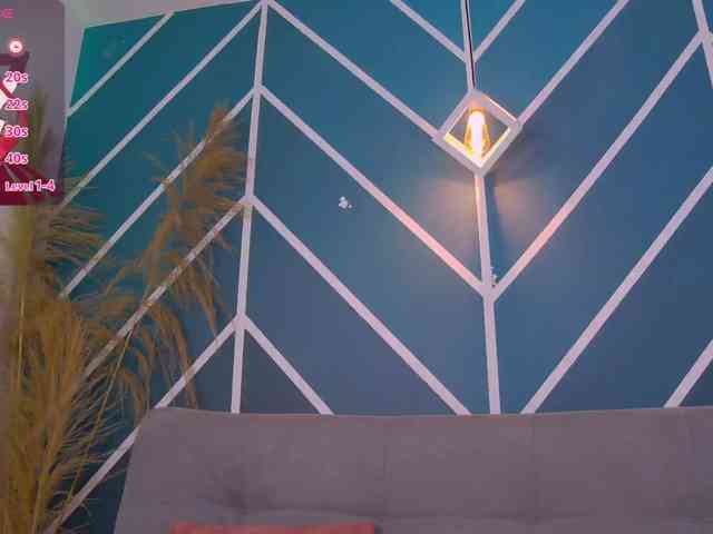 Annie-Muse- webcam