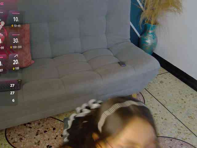 Annie-Muse- webcam