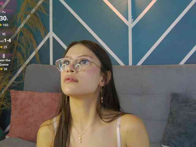Annie-Muse- webcam