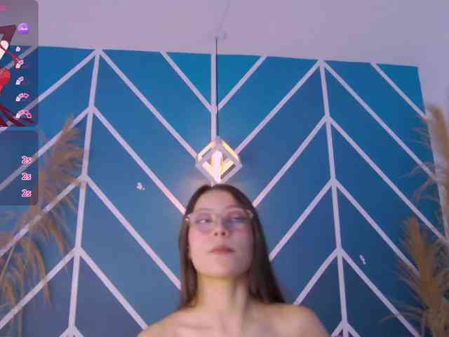 Annie-Muse- Annie-Muse-