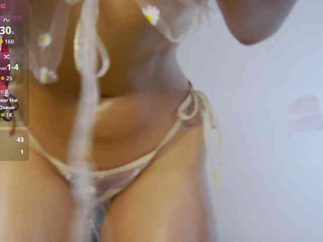 Annie-Muse- webcam