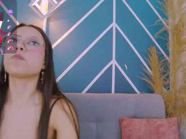 Annie-Muse- webcam