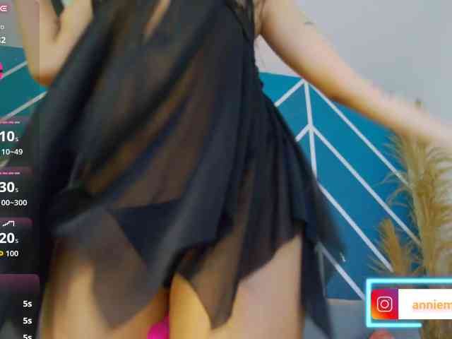 Annie-Muse- Annie-Muse-