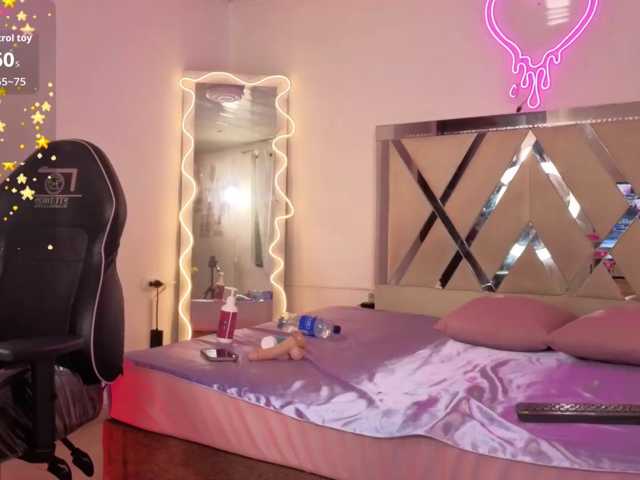 HARMONIE-TAY live cam on BongaCams