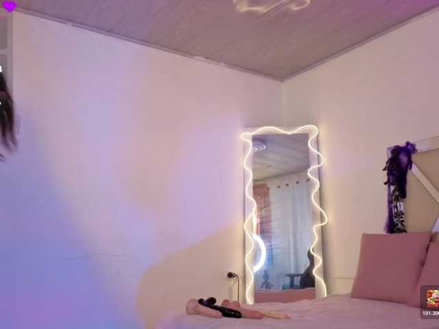 HARMONIE-TAY live cam on BongaCams