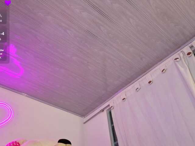 HARMONIE-TAY live cam on BongaCams