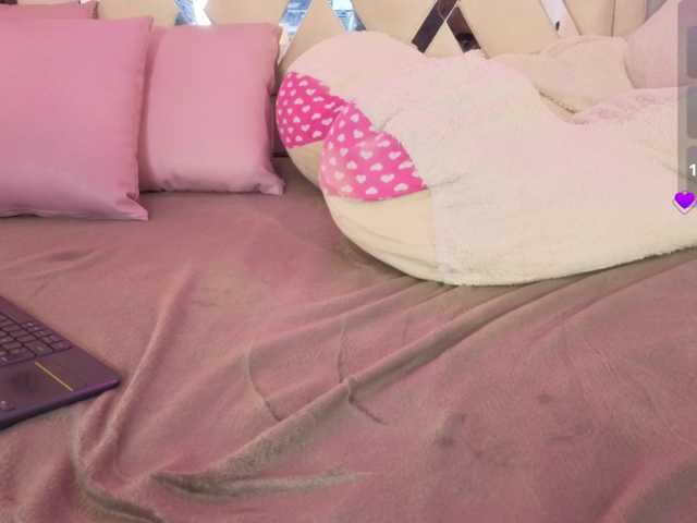 HARMONIE-TAY live cam on BongaCams