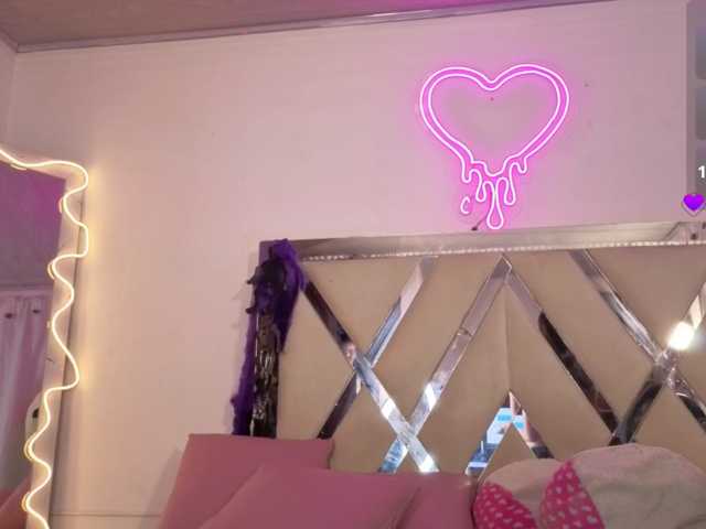 HARMONIE-TAY live cam on BongaCams