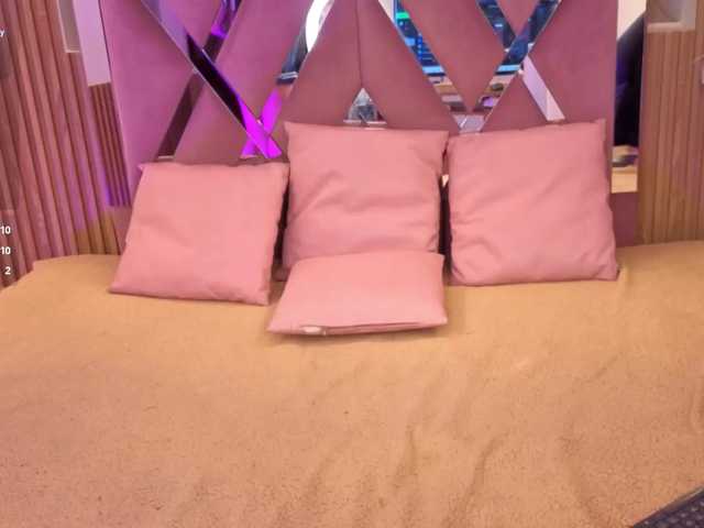 HARMONIE-TAY live cam on BongaCams
